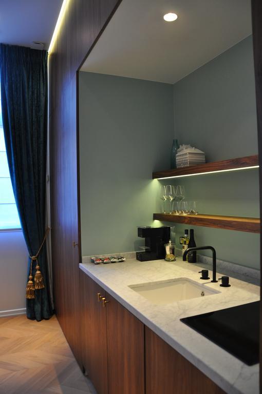 Smartflats - Raphael Suites Antwerp Room photo